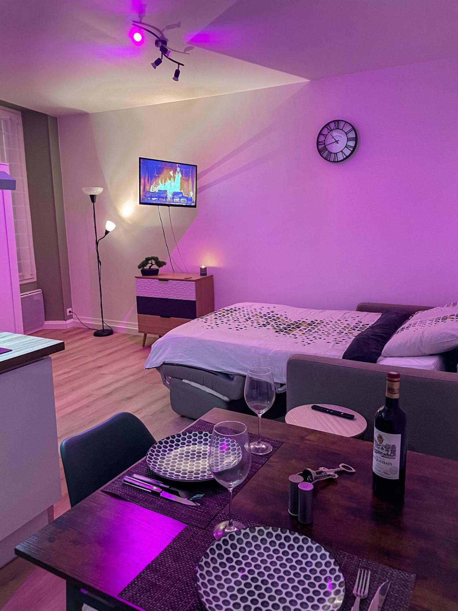 Escapade Ardechoise - Parking Gratuit - Chateau A 2 Pas Ομπενά Εξωτερικό φωτογραφία